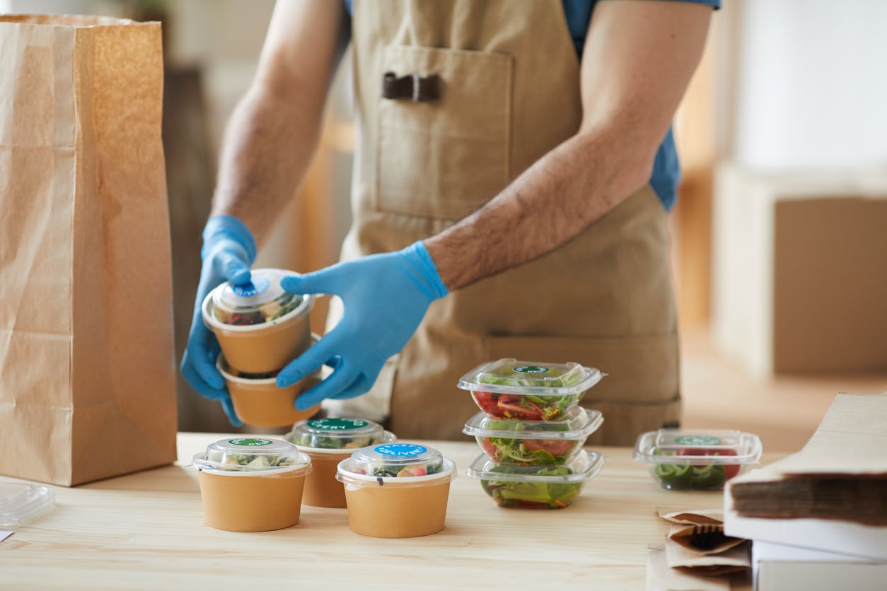 Marc Lore Backs a New Kind of Food Delivery Service