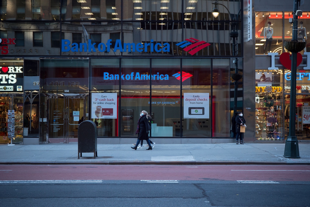 The Upper-Middle Class Members Feel the Pain of Inflation