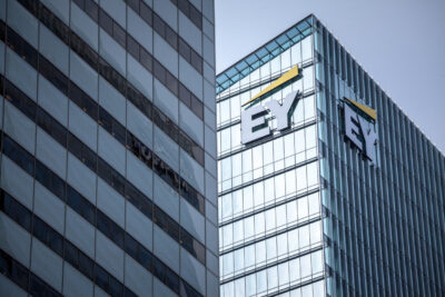 EY Delays New Hires’ Start Dates Due to Lackluster Deal Environment