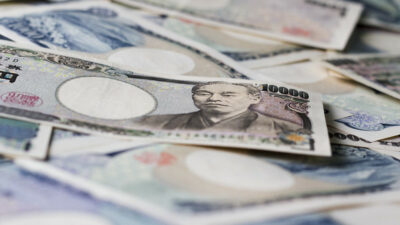 Japan Spent Over $40 Billion Propping up the Yen in October