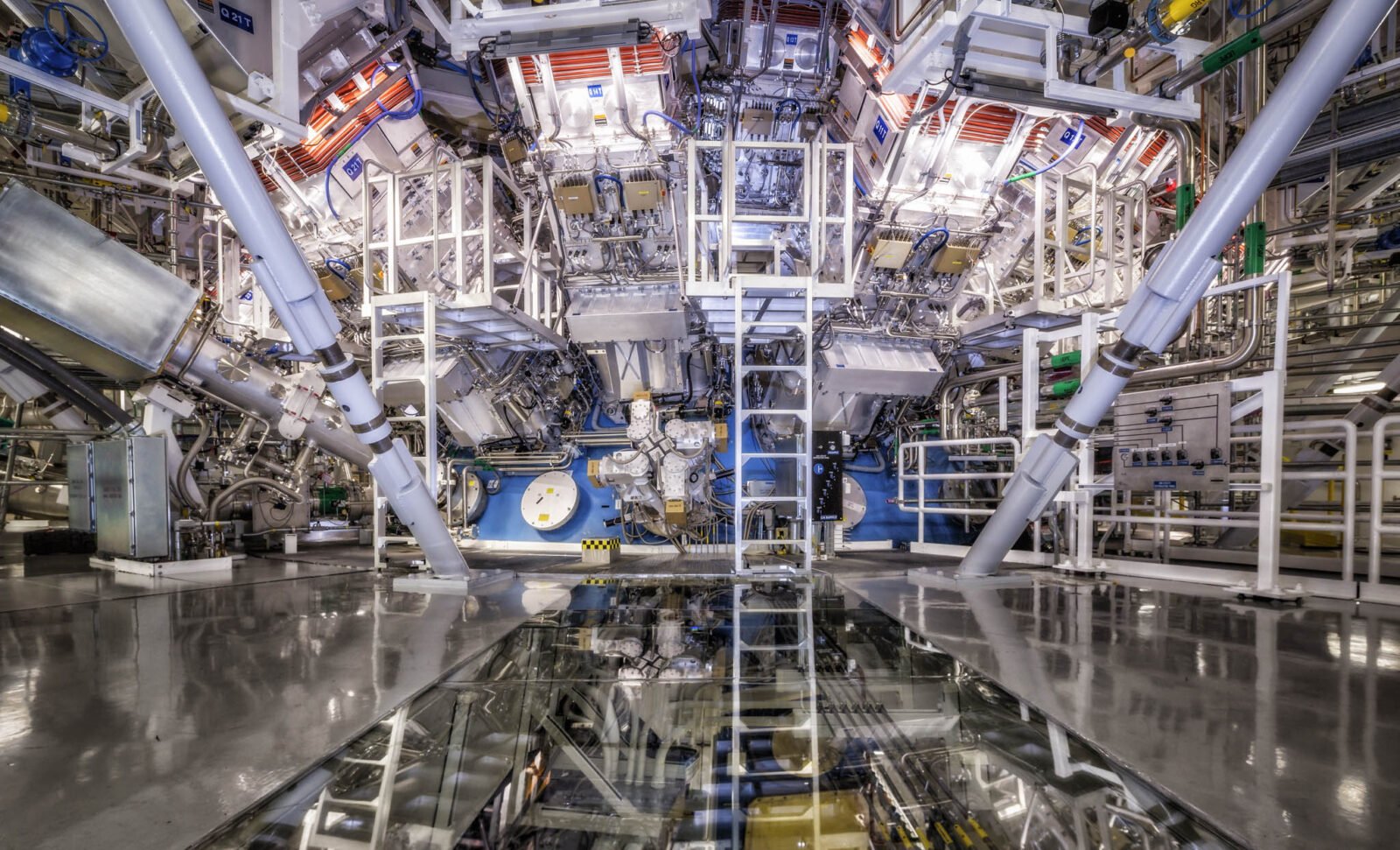 Nuclear Fusion Breakthrough Ignites the Nuclear Fusion Industry