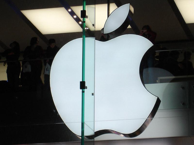 Apple Is Still Sorting Out its Mixed-Reality Headset Strategy
