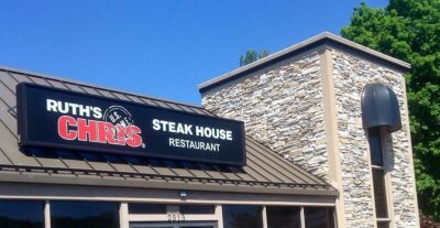 Darden Restaurants to Buy Ruth’s Chris Steak House Owner
