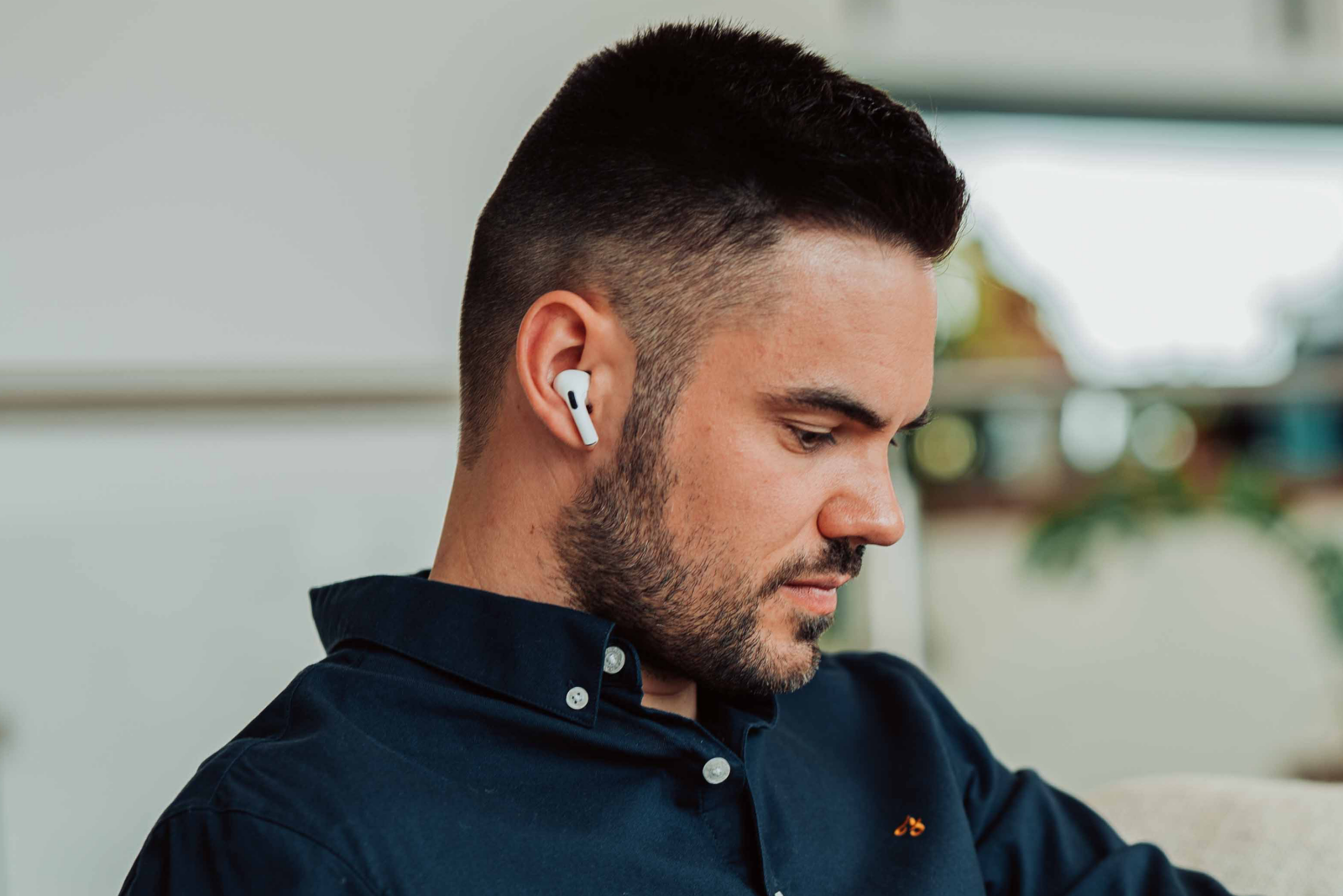 Apple’s Latest Patent Authenticates Your Ears