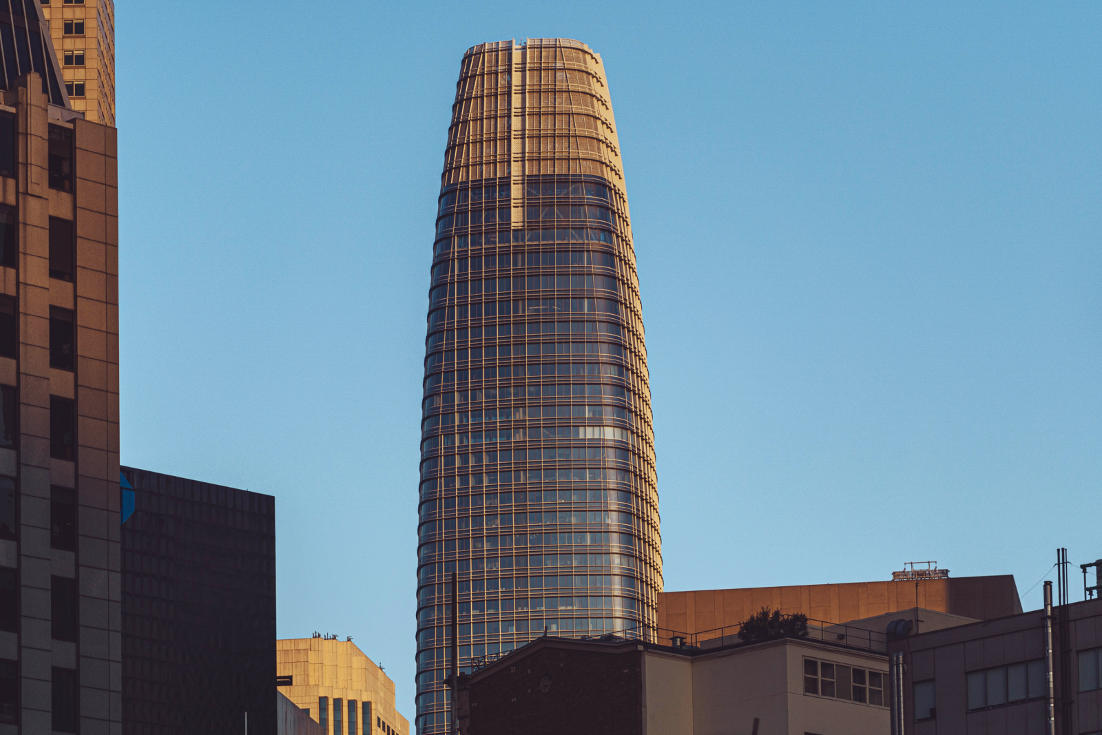 Salesforce Looks at Ways to Simplify Machine Learning
