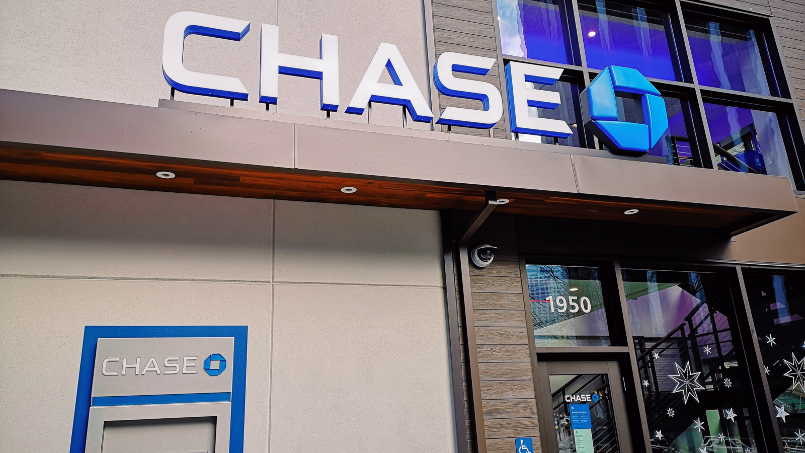 Banks Have a Lot of Cash But Aren’t Ready to Use It