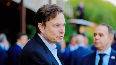Tesla Boosts Pay for US Factory Workers to Keep Unions at Bay
