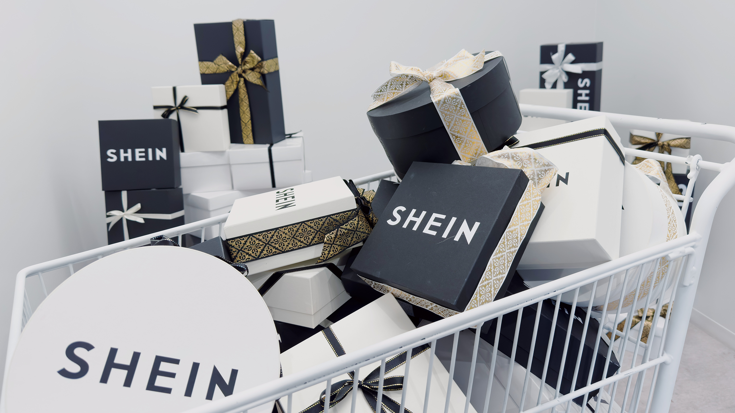 Photo of Shein boxes