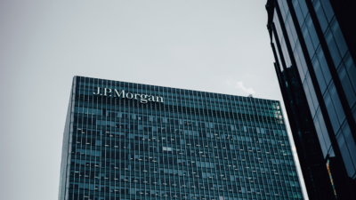 Big Banks are Falling in Love with Mid-Sized Companies