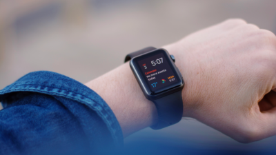 Tech Firms Inch Closer to Users with AI Wearables