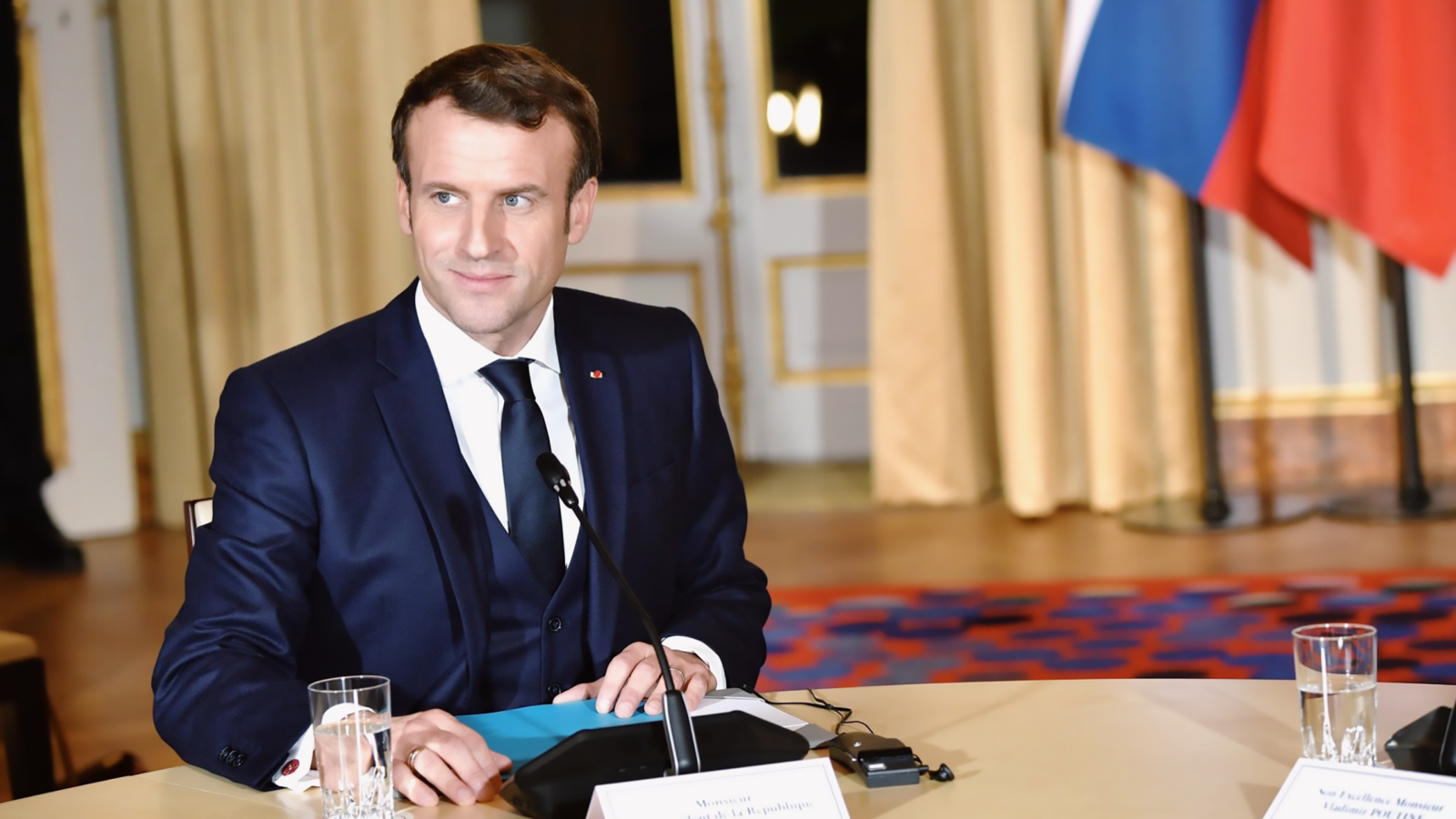 Macron Taps 33-Year-Old to Lead France Out of Economic Wilderness