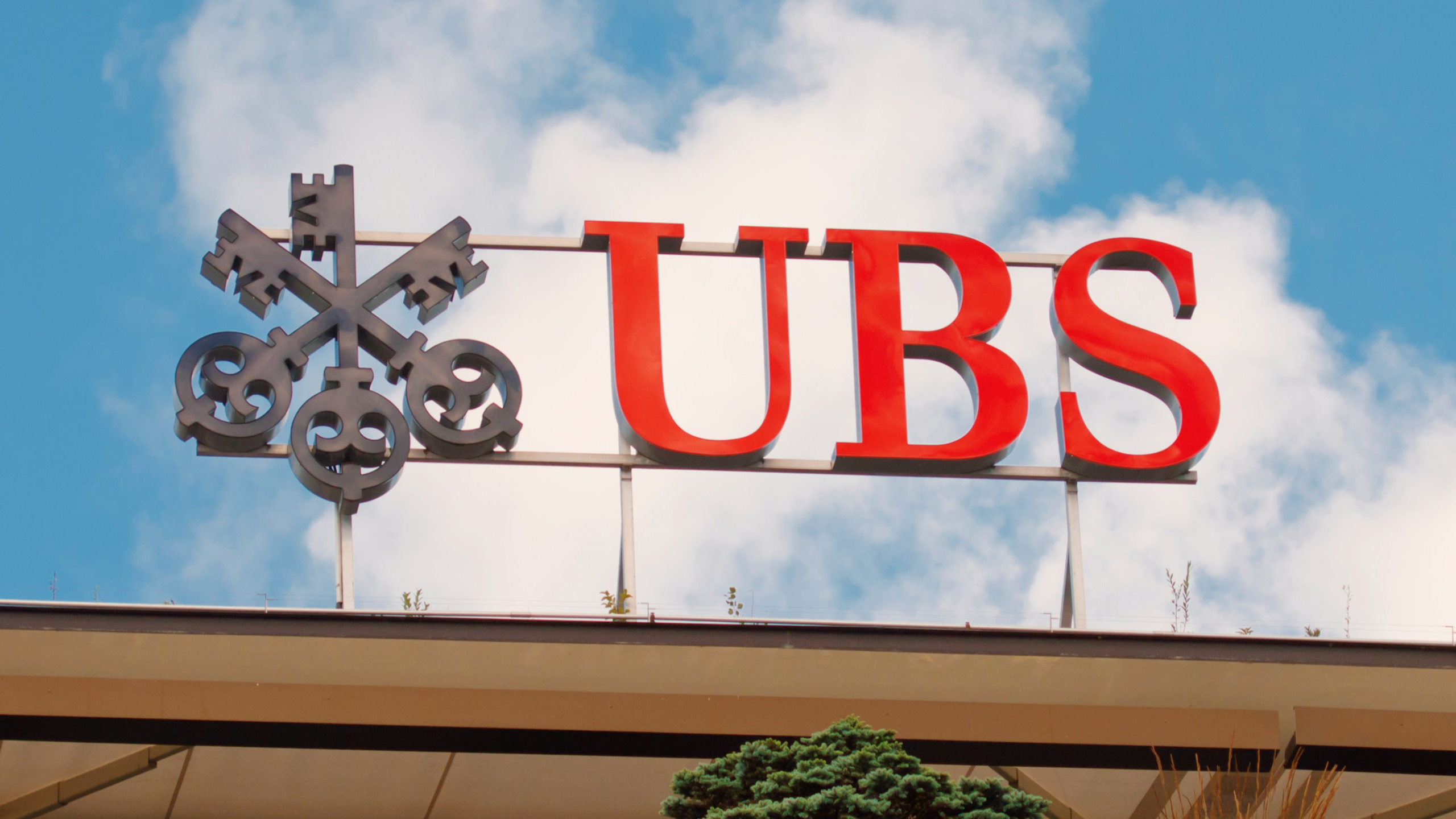 Photo of a UBS sign