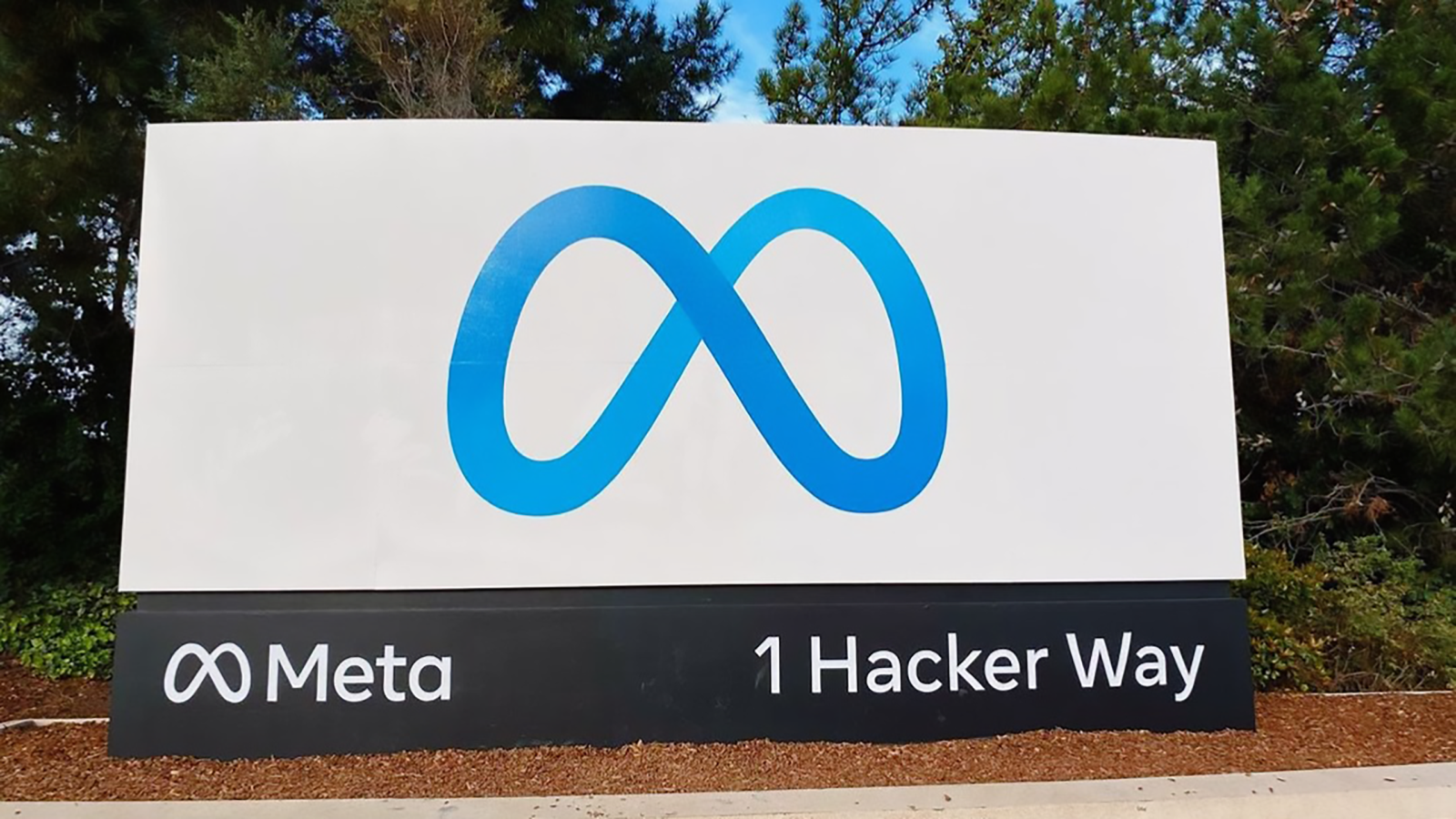 Zuckerberg to ‘Move Out’ Meta’s Low Performers by Axing 5% of Workforce