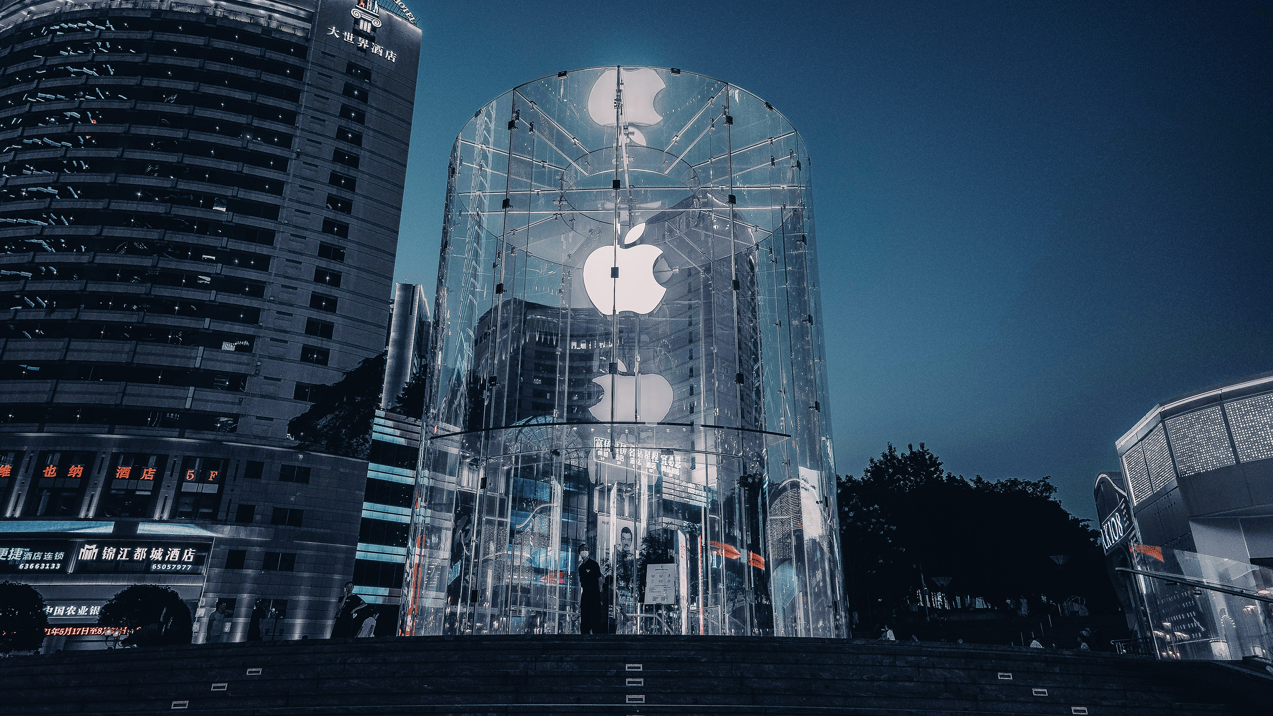 Photo of an Apple store in China