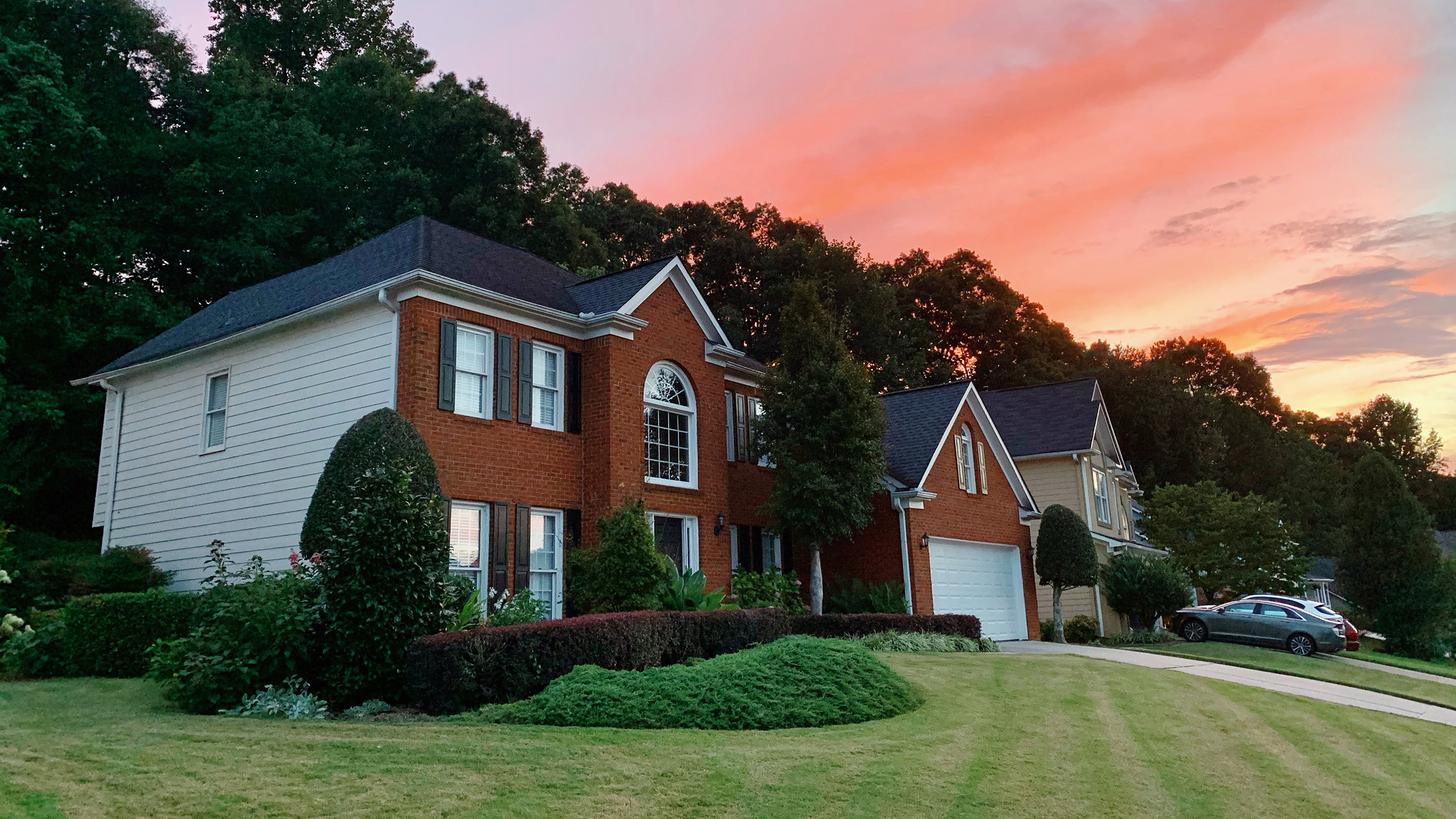Photo of a suburban house