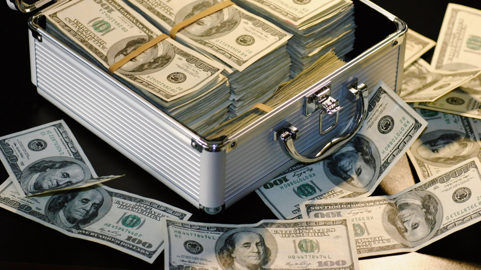 In Billionaire League Tables, US Keeps the Gold