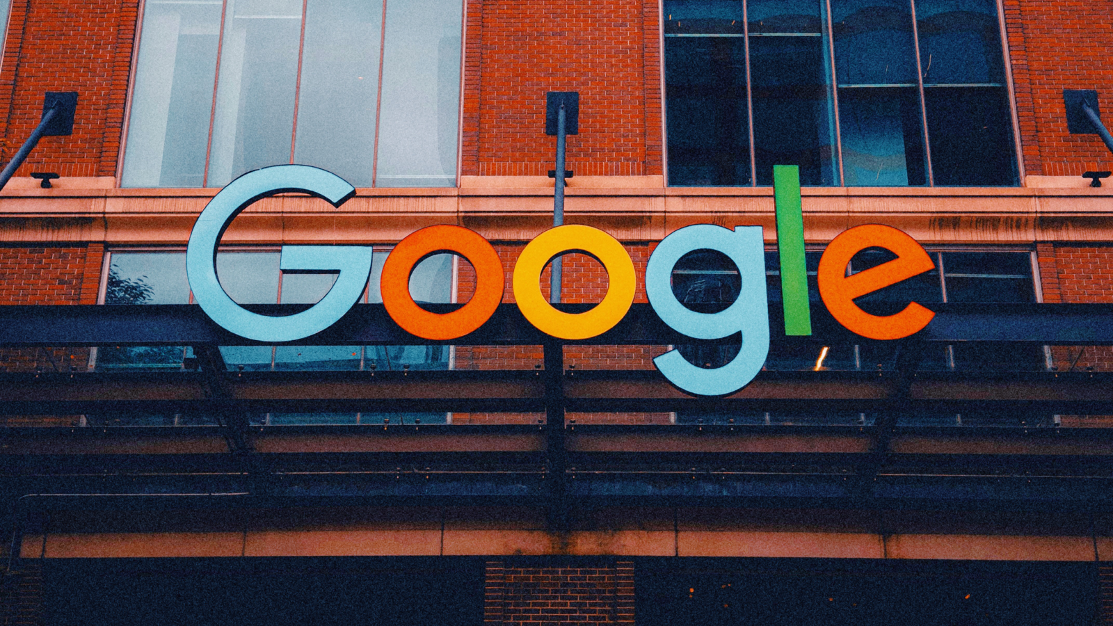 Google Strikes $32 Billion Deal for Cloud Security Startup Wiz 