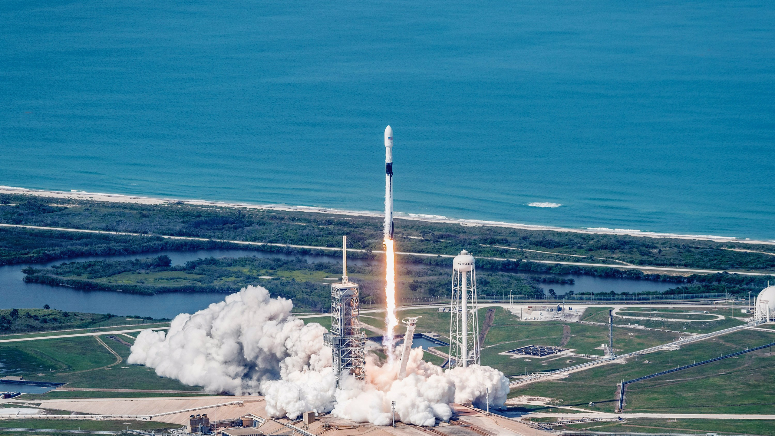 Photo of a SpaceX launch