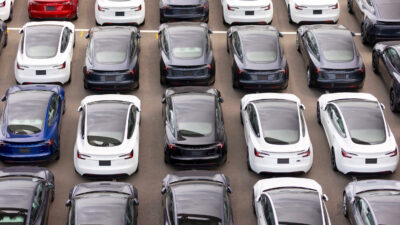 Tesla Grabs One for the Road With Windfall from Expiring EV Tax Credit