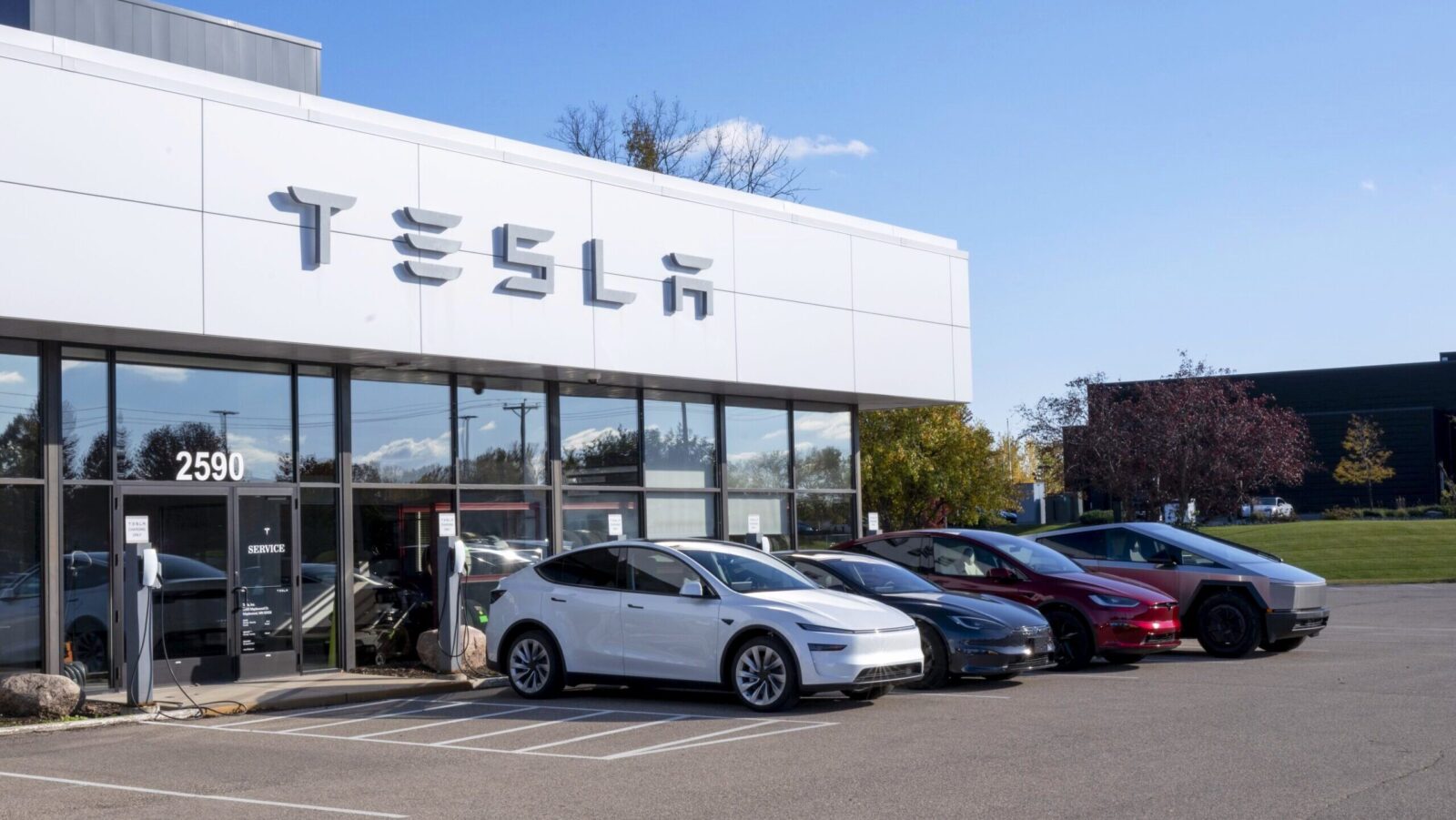 As Tesla Doubles Down on AI and Robots, EVs Look More Like a Side Hustle