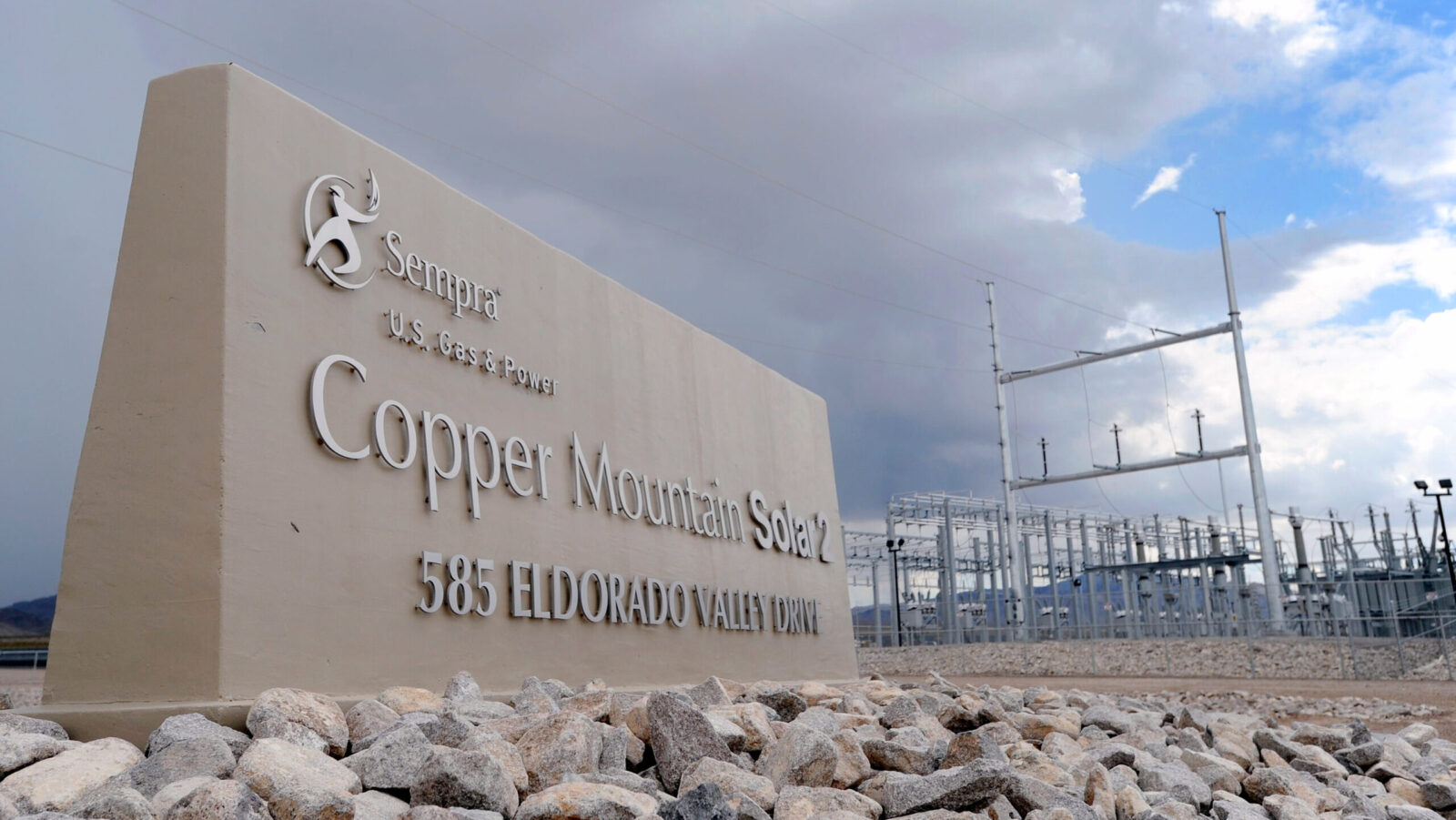 Power-Hungry AI Data Centers Electrify Utilities’ Capital Spending
