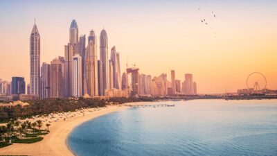 Iran War Turns Middle Eastern Tourist Hot Spots into Strike Zones