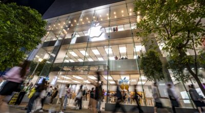Apple’s Product Revamp Shows Fruit of AI Comeback Strategy