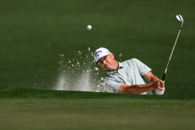 Golf Retailers Push Forward on a Tough (Economic) Course 