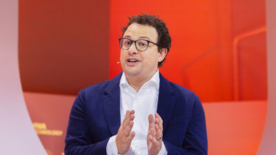 Anthropic, OpenAI Team with Private Equity to Rev Up AI Adoption